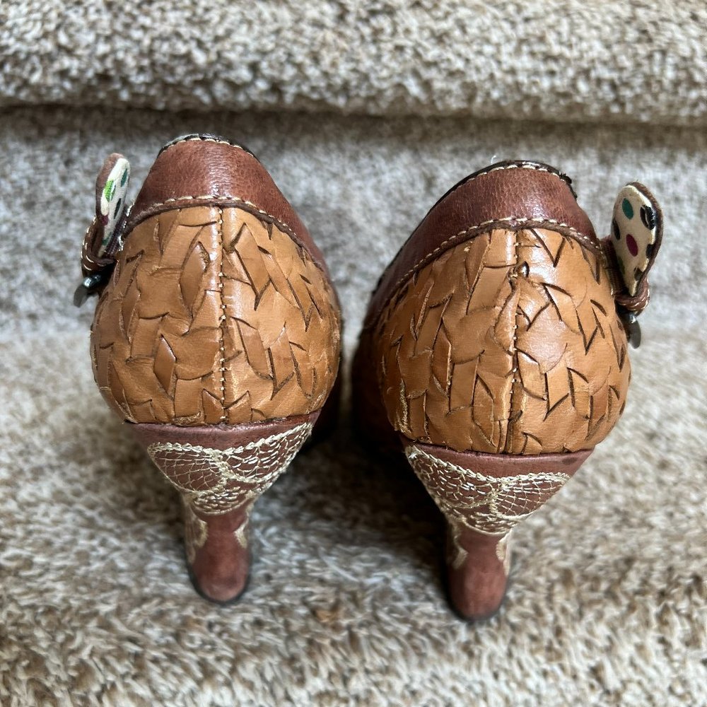 Kenzie Women's Wishbone Woven Leather Tan Shoes. - Picture 6 of 13